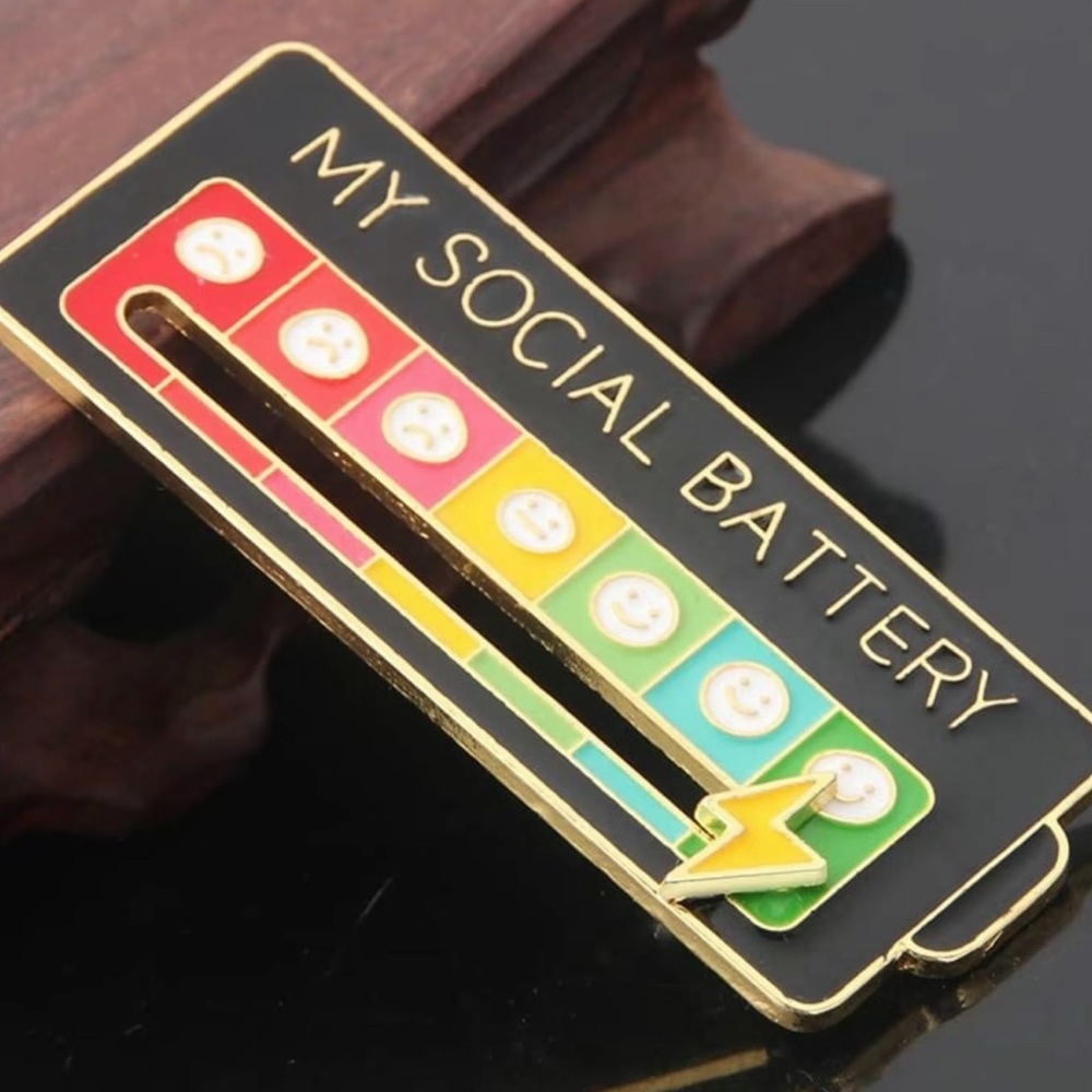 💞 New Social Battery Pin with Adjustable Slider
